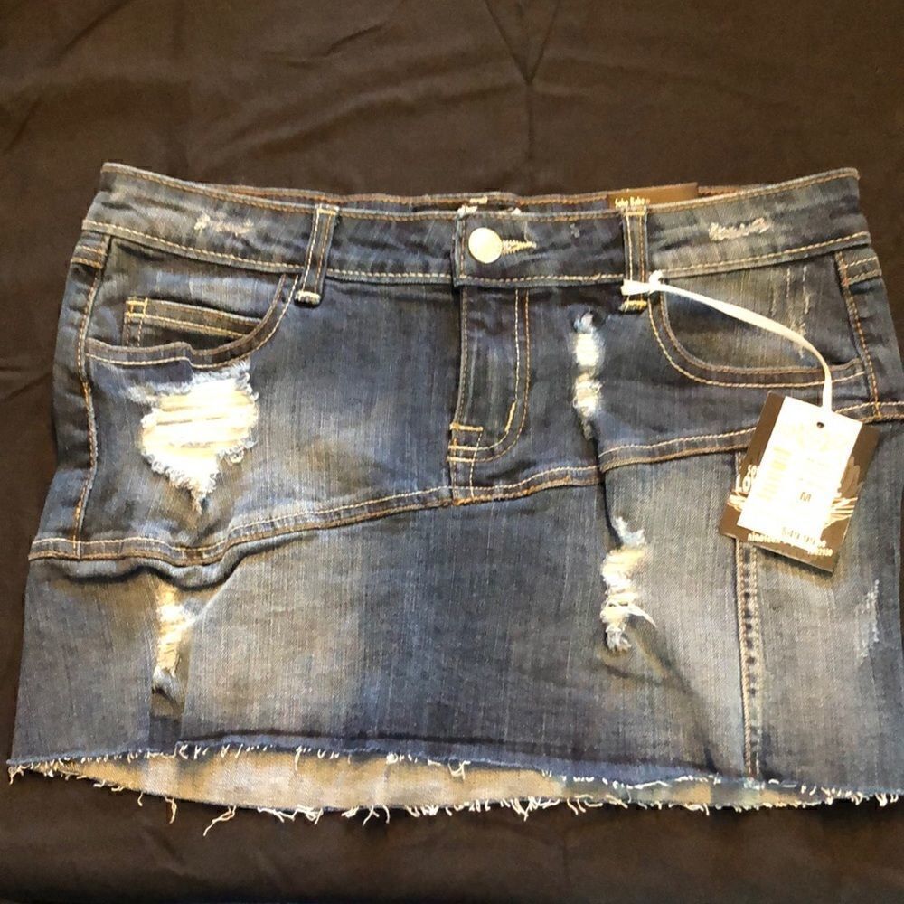 Soho Babe women’s size M destroyed denim skirt